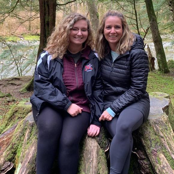 Meet your Posher, Michelle - Picture 1 of 1